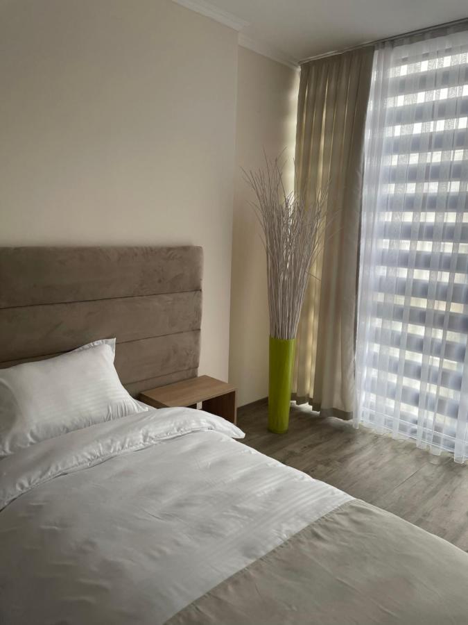 Apartmani Joja Kursumlija Buitenkant foto